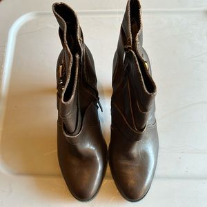 VINCE CAMUTO BOOTS